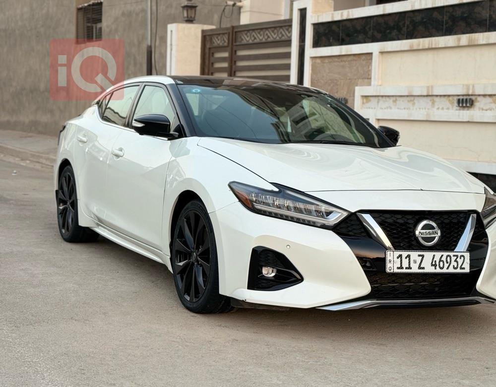 نیسان مەگزیما